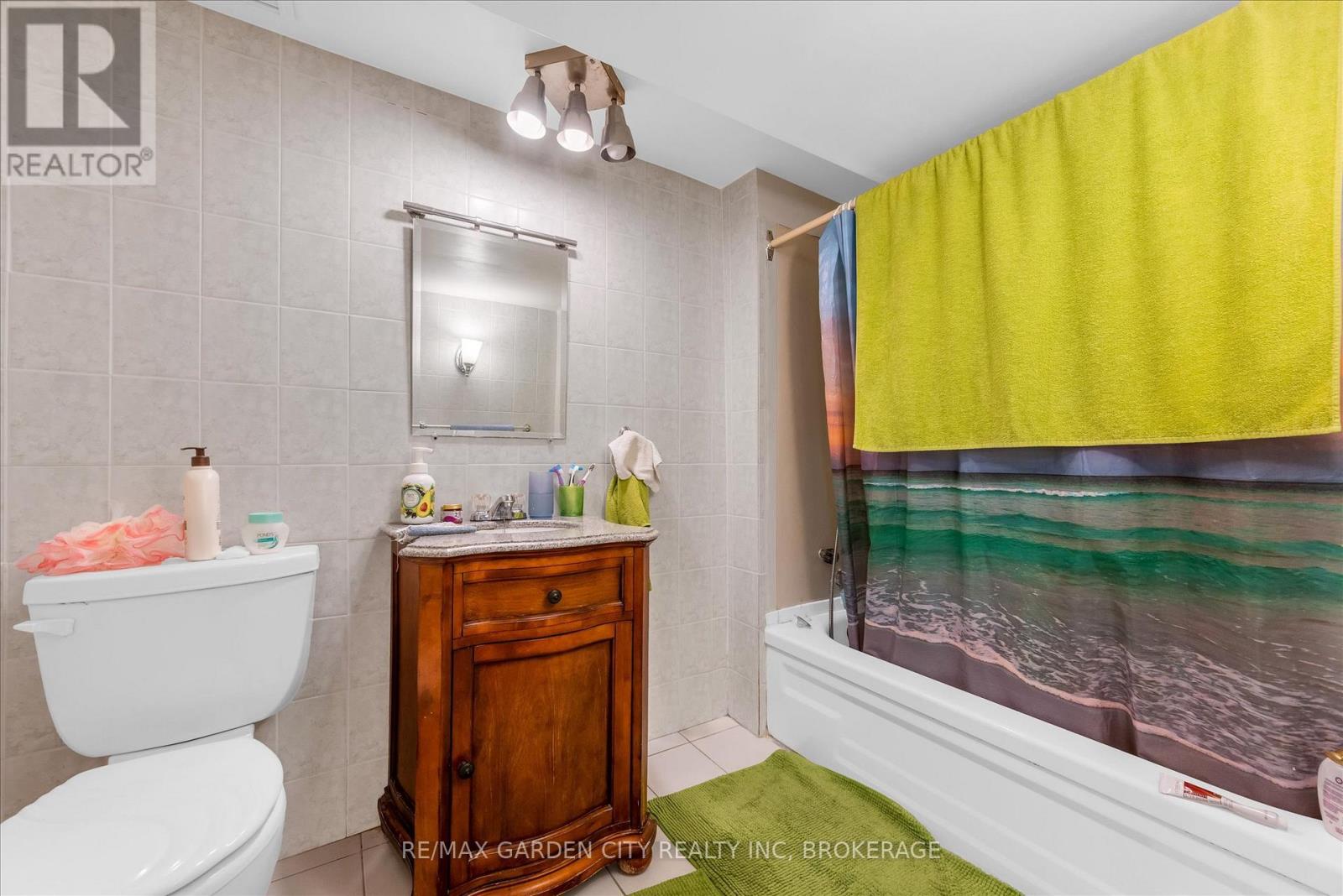 26 Howard Avenue, St. Catharines, Ontario  L2N 3X1 - Photo 27 - X12484107