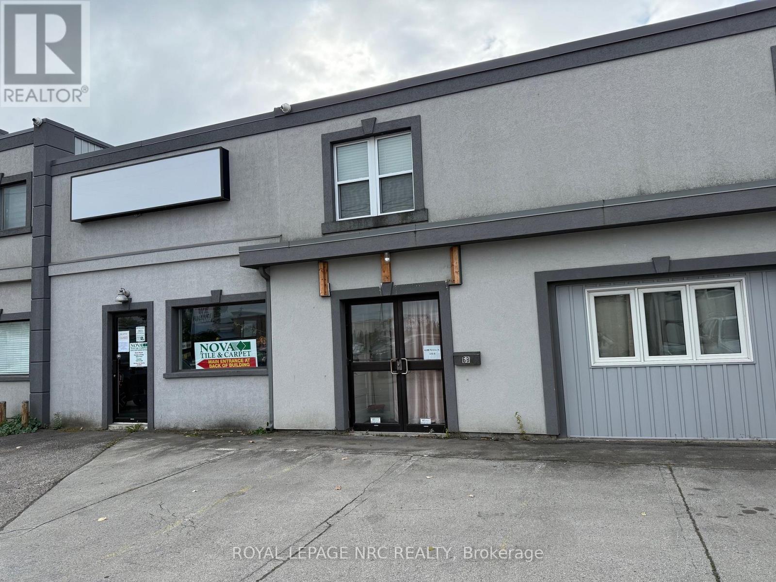 6102 Perkins Street, Niagara Falls, Ontario  L2E 5R8 - Photo 9 - X12484389