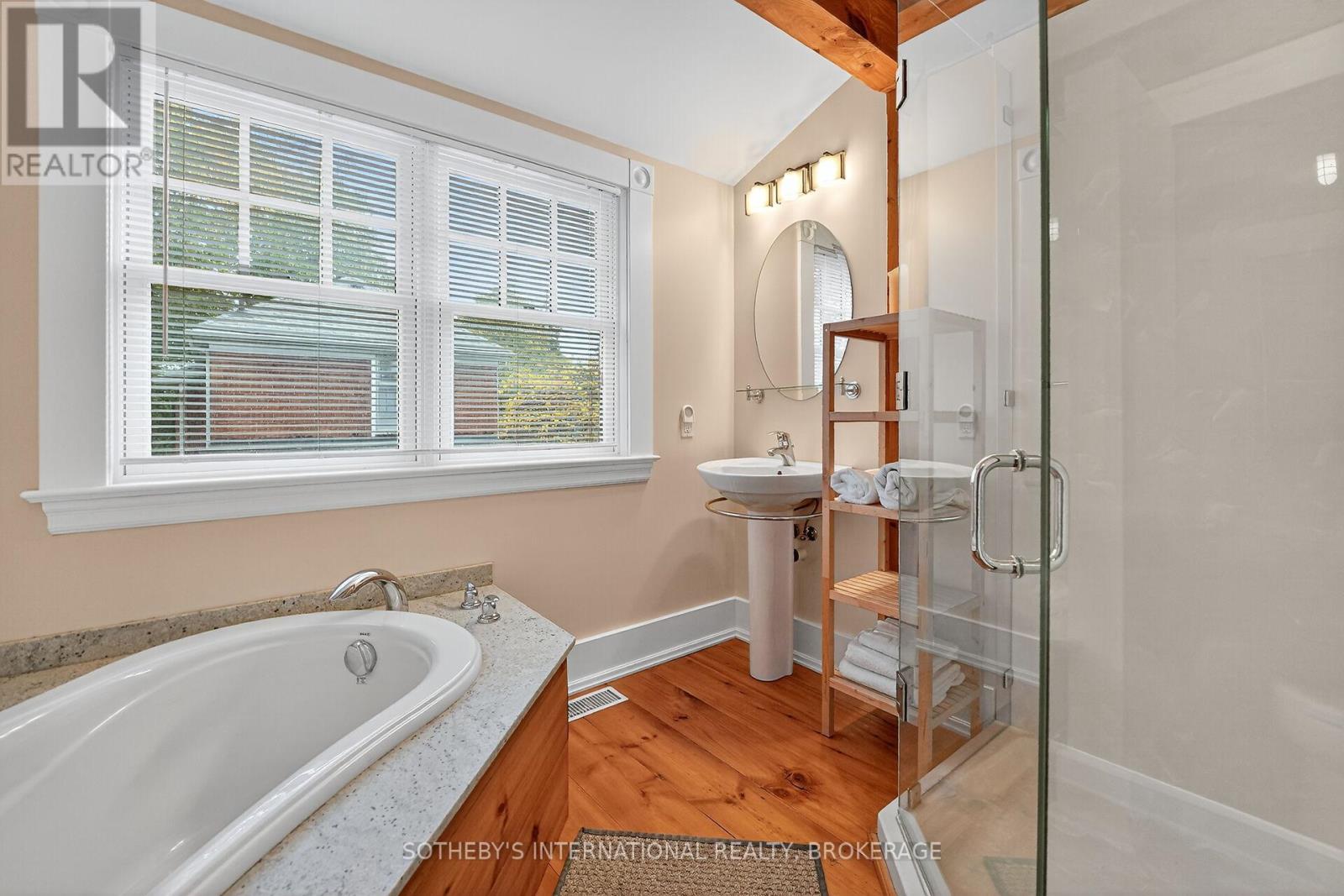 54 Platoff Street, Niagara-On-The-Lake, Ontario  L0S 1J0 - Photo 37 - X12485076