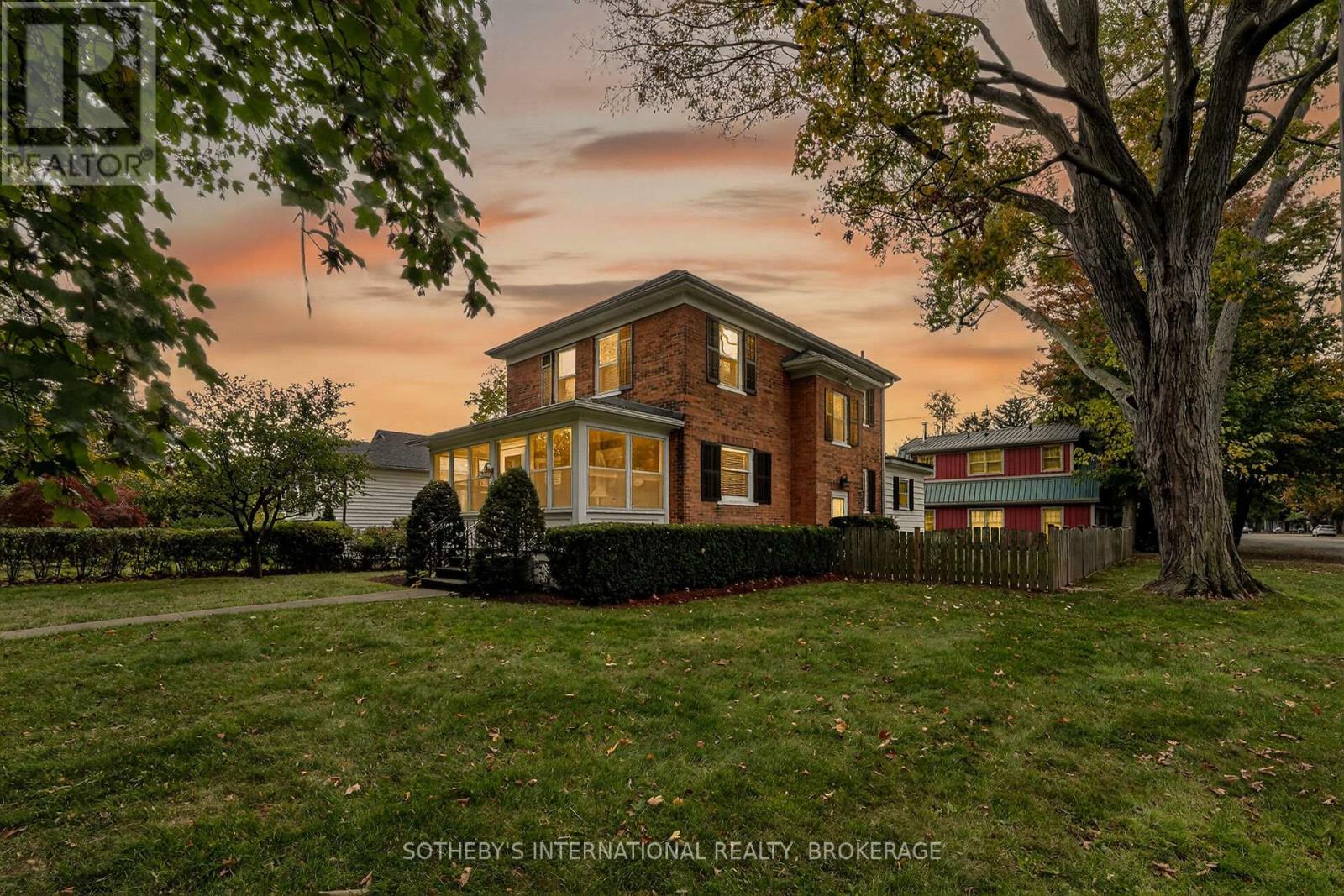 54 Platoff Street, Niagara-On-The-Lake, Ontario  L0S 1J0 - Photo 50 - X12485076