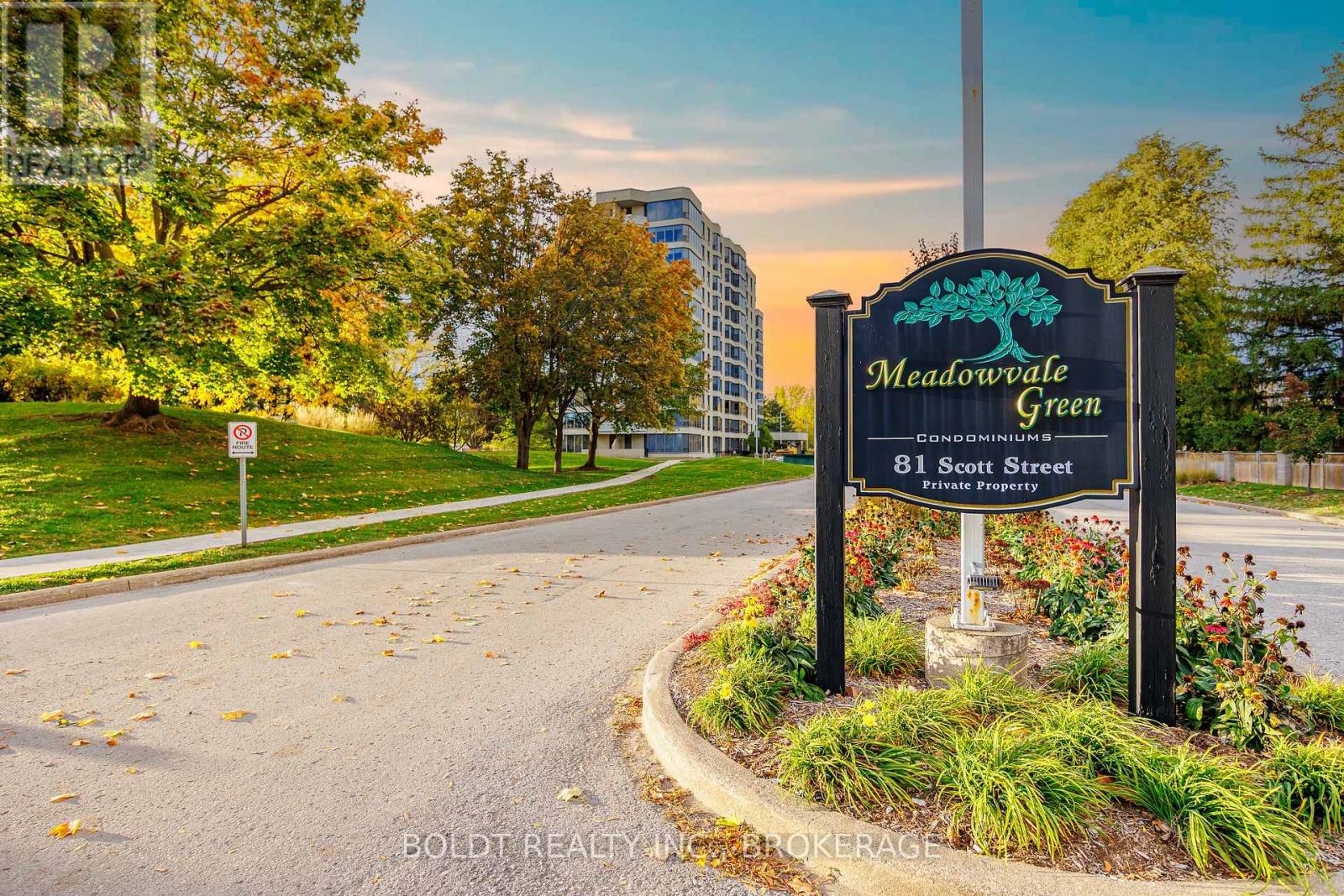 809 - 81 SCOTT STREET, St. Catharines, Ontario