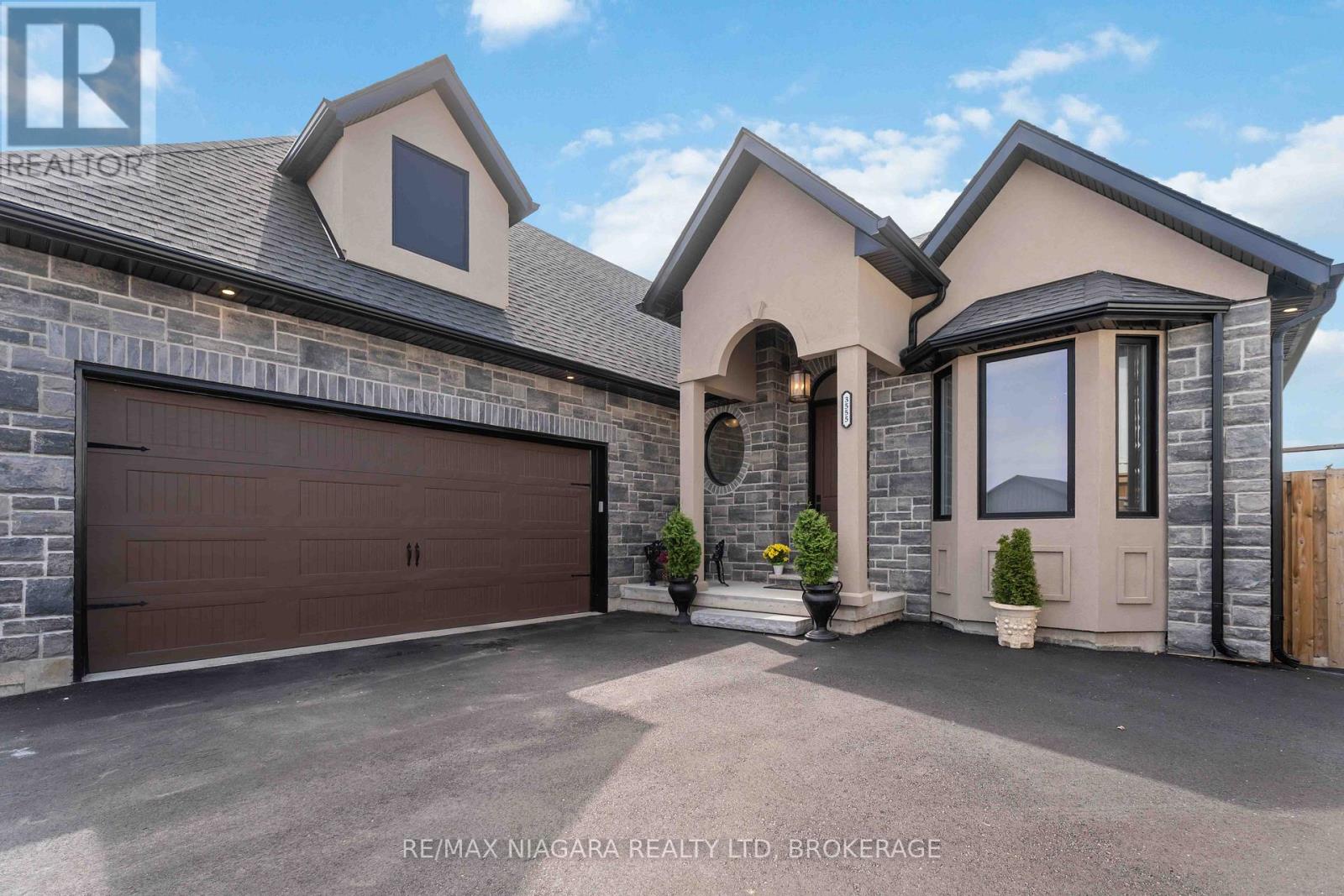 3555 Canfield Crescent, Fort Erie, Ontario  L0S 1S0 - Photo 5 - X12485250