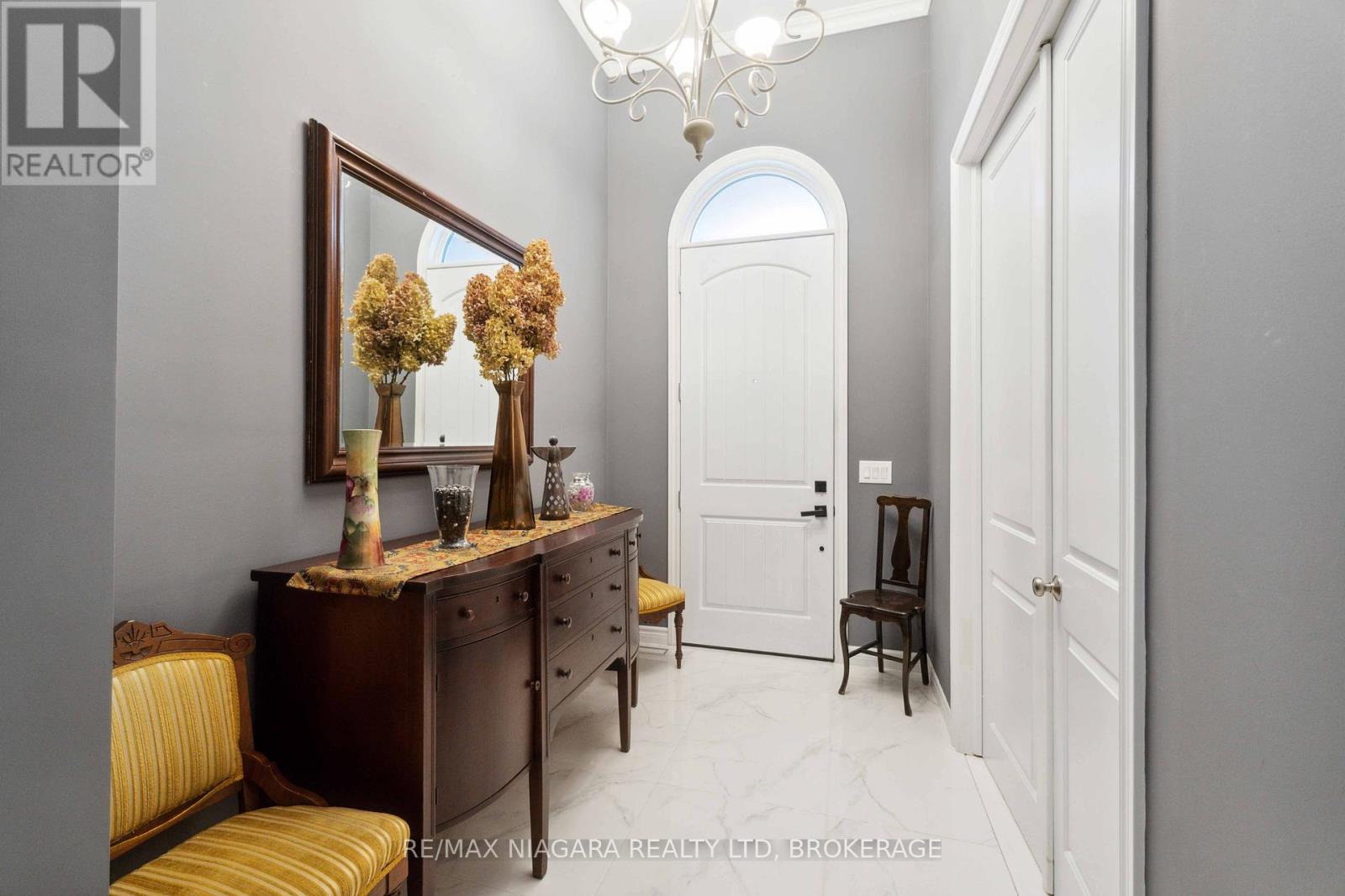 3555 Canfield Crescent, Fort Erie, Ontario  L0S 1S0 - Photo 7 - X12485250