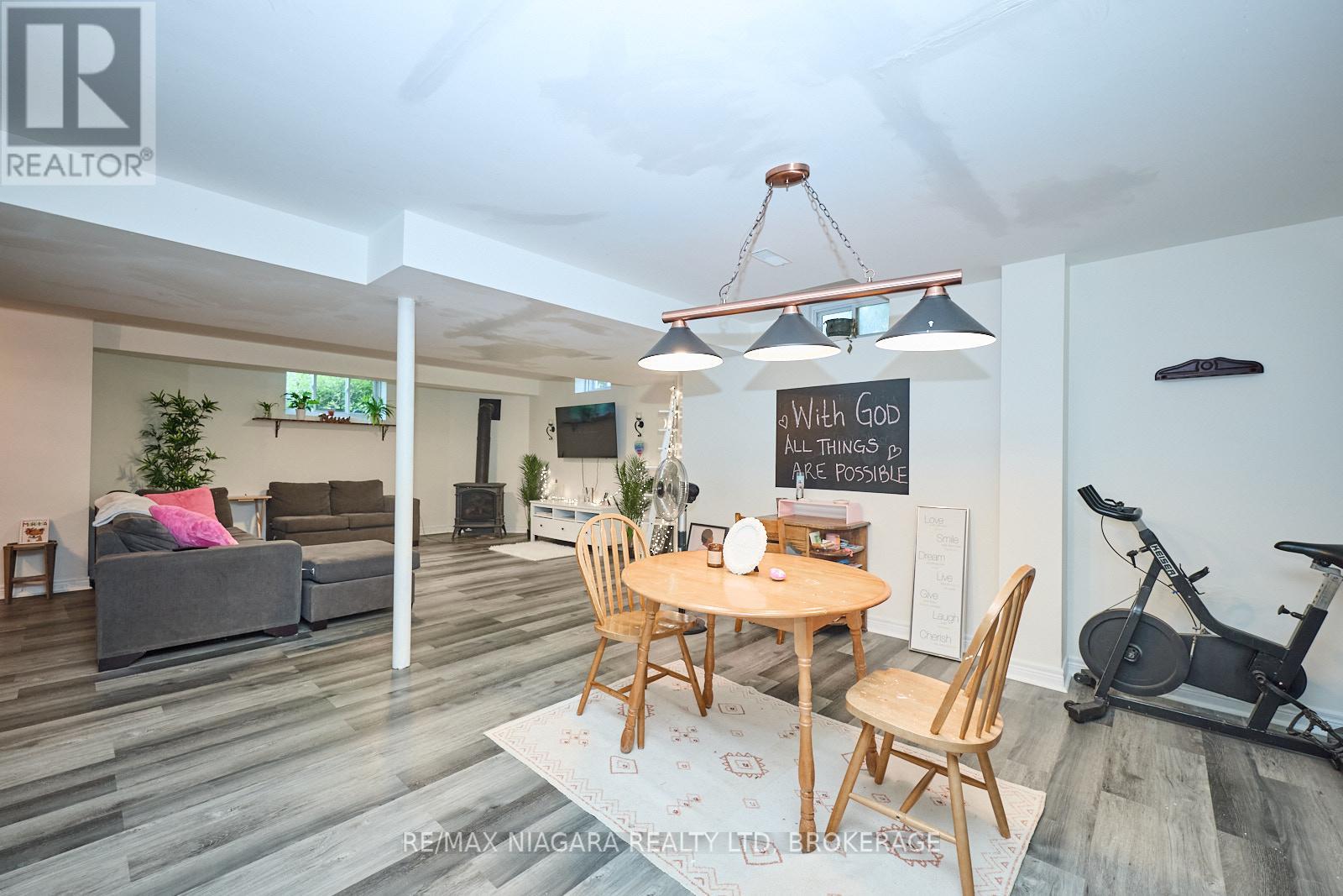 690 Brian Street, Fort Erie, Ontario  L2A 6W2 - Photo 23 - X12485388