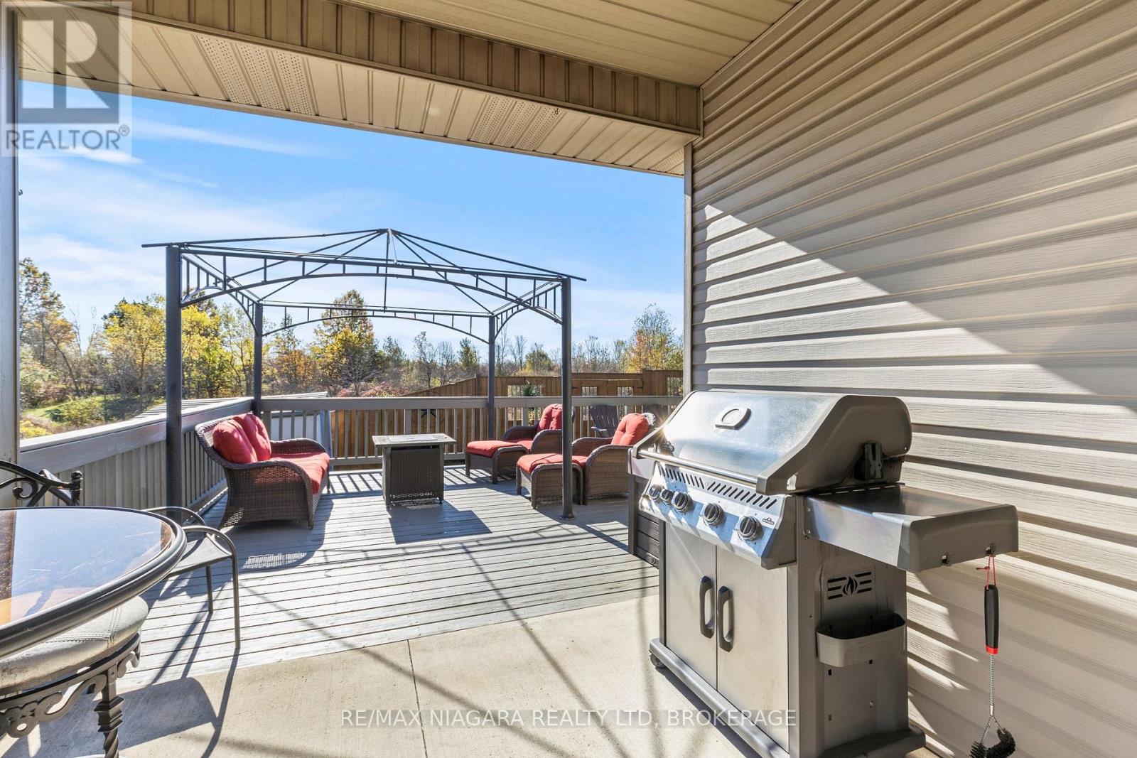 3579 Carver Street, Fort Erie, Ontario  L0S 1S0 - Photo 23 - X12485443