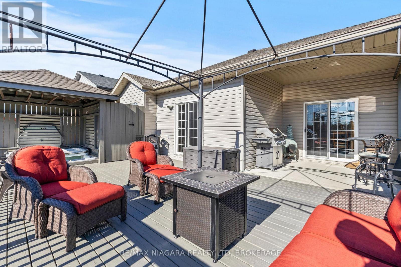 3579 Carver Street, Fort Erie, Ontario  L0S 1S0 - Photo 24 - X12485443