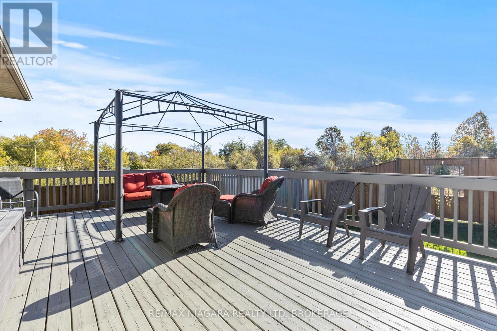 3579 Carver Street, Fort Erie, Ontario  L0S 1S0 - Photo 25 - X12485443