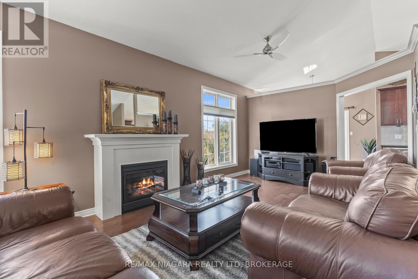 3579 Carver Street, Fort Erie, Ontario  L0S 1S0 - Photo 6 - X12485443