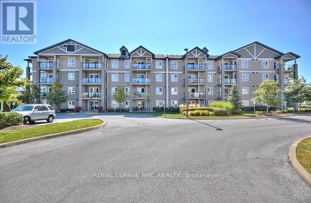 1417 - 330 Prince Charles Drive S, Welland, Ontario  L3C 7B3 - Photo 2 - X12486899