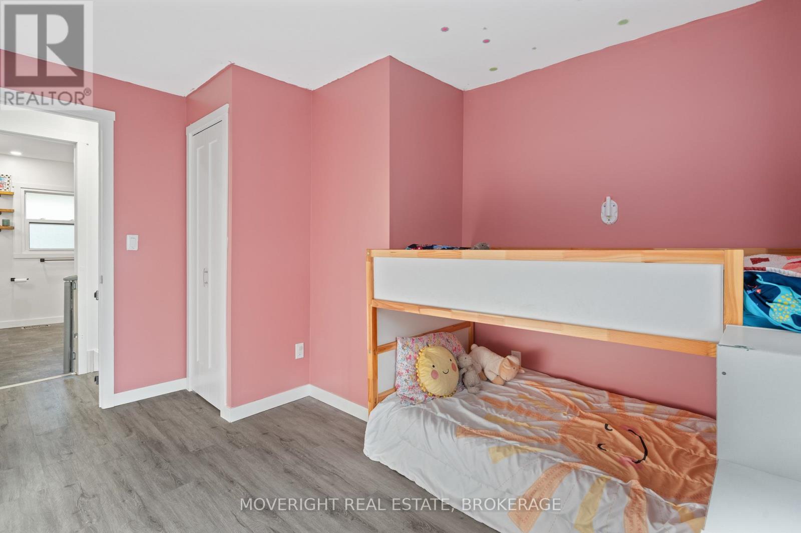 331 Fielden Avenue, Port Colborne, Ontario  L3K 4T8 - Photo 25 - X12487099