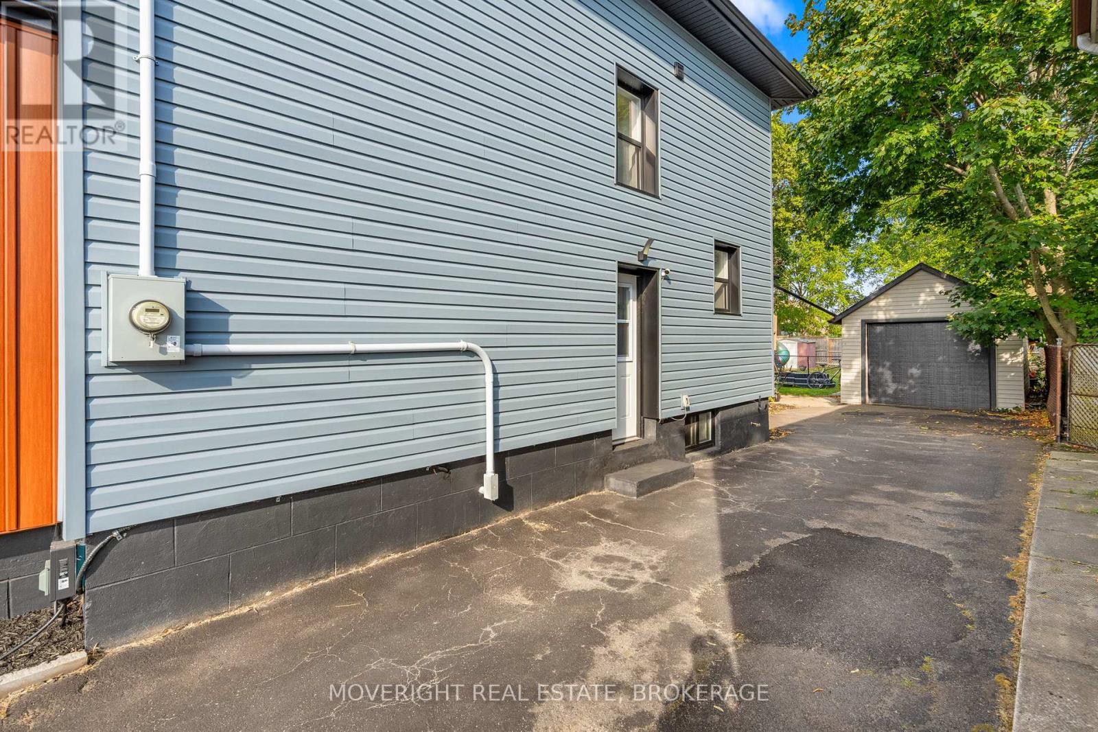 331 Fielden Avenue, Port Colborne, Ontario  L3K 4T8 - Photo 30 - X12487099