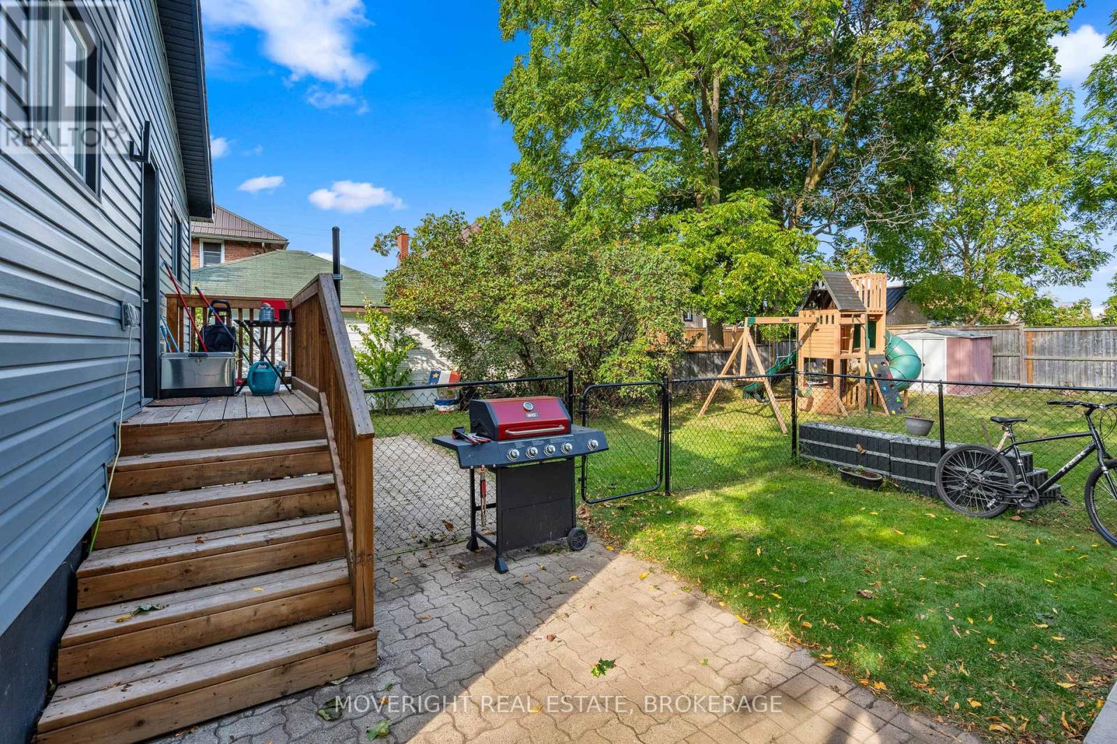 331 Fielden Avenue, Port Colborne, Ontario  L3K 4T8 - Photo 31 - X12487099