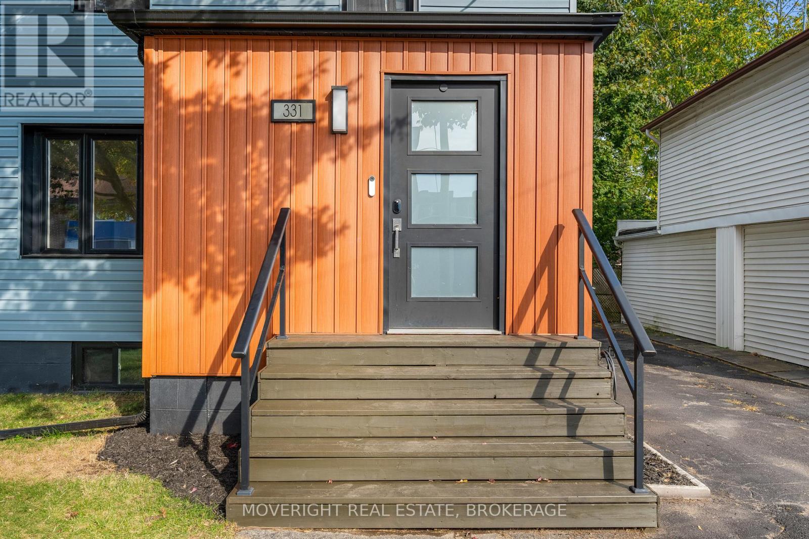 331 Fielden Avenue, Port Colborne, Ontario  L3K 4T8 - Photo 4 - X12487099