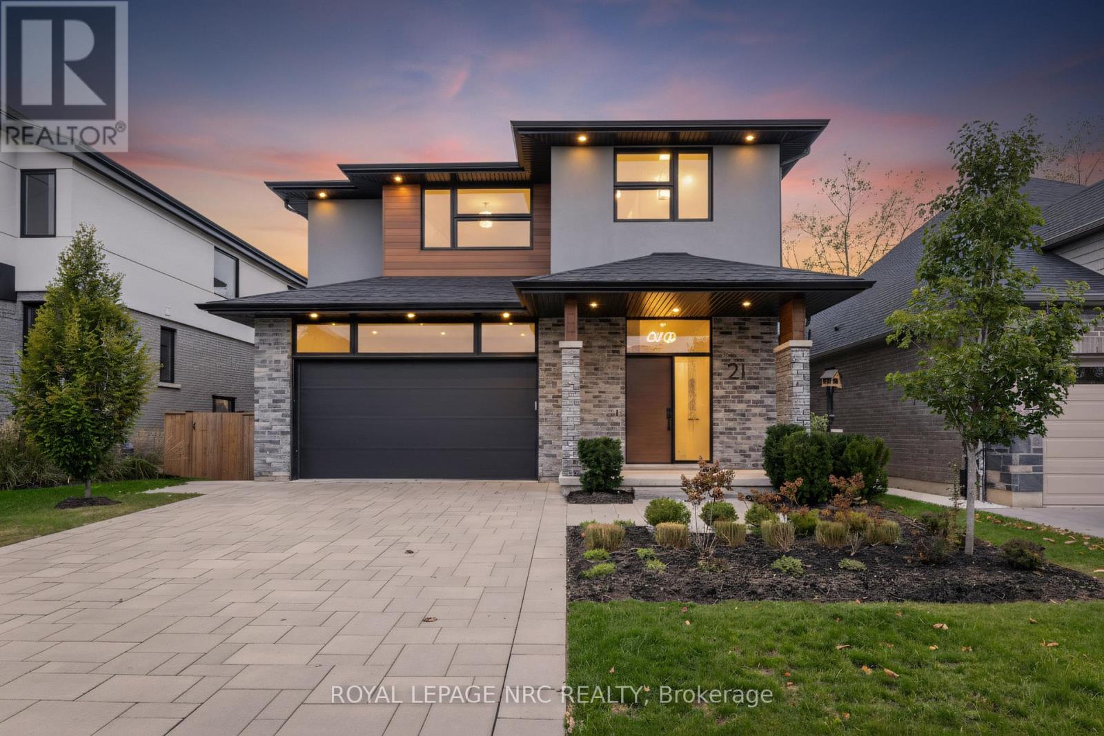 21 SINGER STREET, Thorold, Ontario