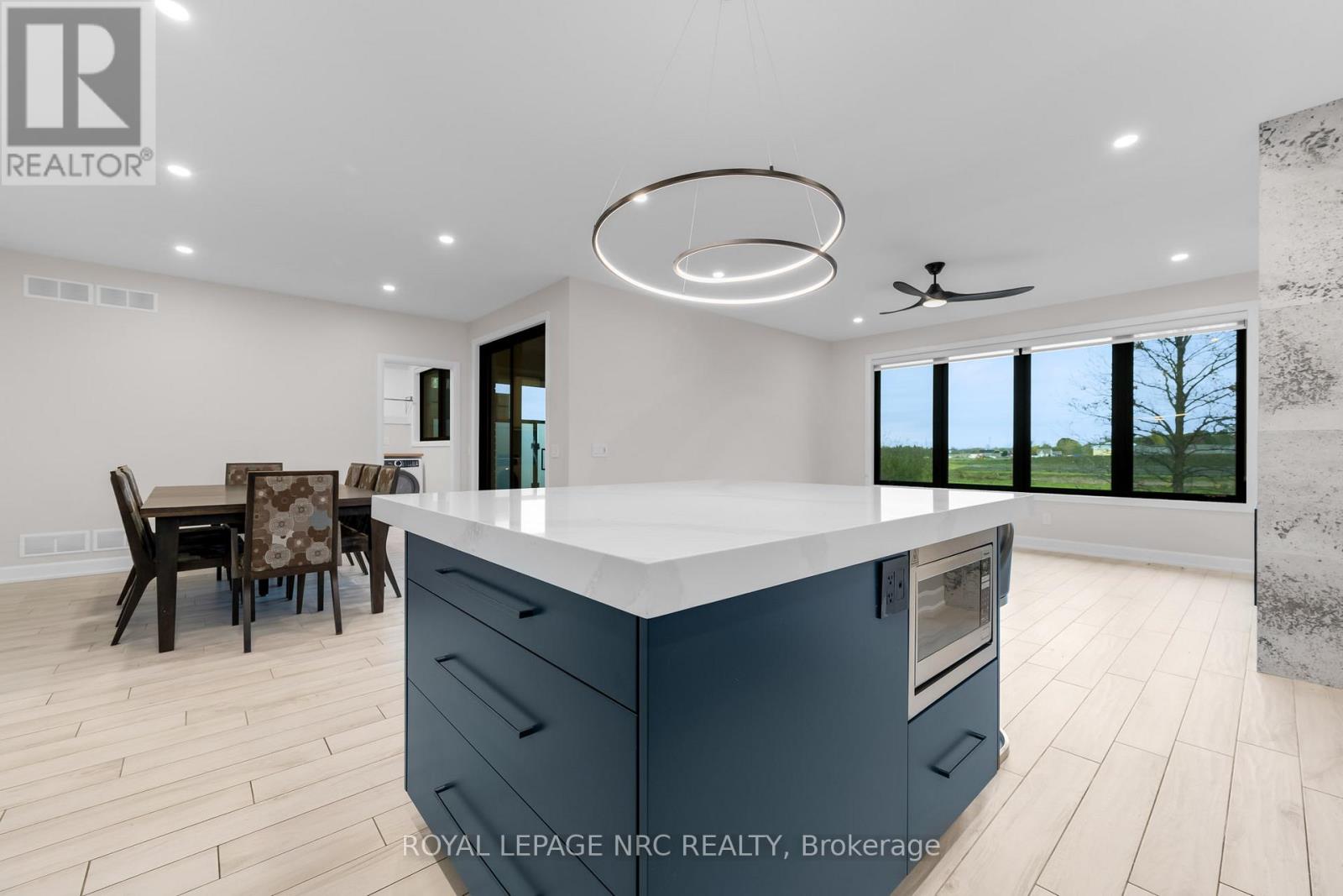 21 Singer Street, Thorold, Ontario  L2V 0E9 - Photo 13 - X12487292