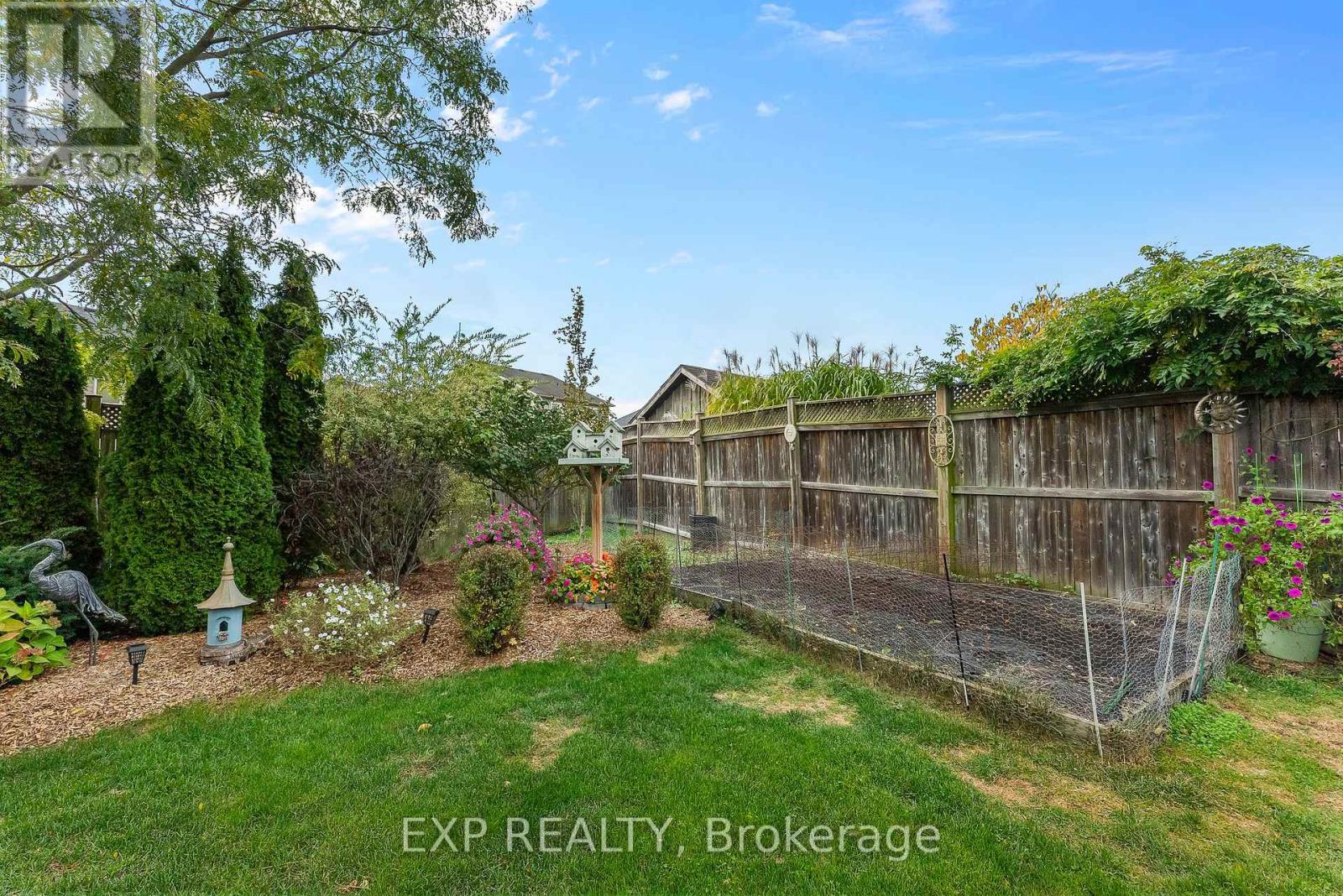 9148 Tapestry Court, Niagara Falls, Ontario  L2H 0E2 - Photo 39 - X12487616