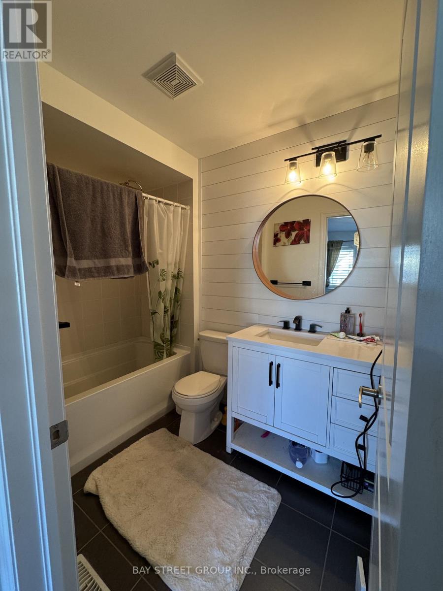 Master Bedroom - 51 Dominion Crescent, Niagara-On-The-Lake, Ontario  L0S 1P0 - Photo 9 - X12489040