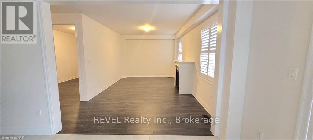 9275 White Oak Avenue, Niagara Falls, Ontario  L2G 0E9 - Photo 5 - X12489168