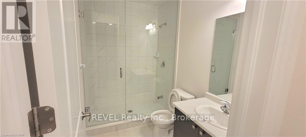 9275 White Oak Avenue, Niagara Falls, Ontario  L2G 0E9 - Photo 7 - X12489168