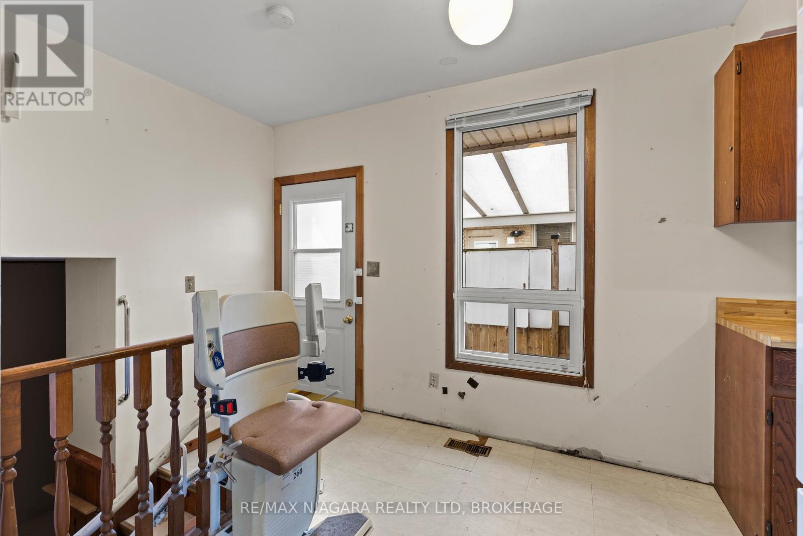 28 Runcorn Street, St. Catharines, Ontario  L2M 1N8 - Photo 13 - X12489186