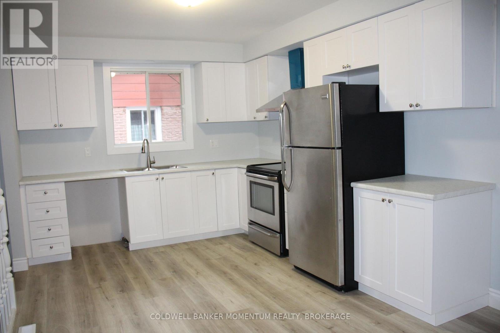 6680 Cropp Street, Niagara Falls, Ontario  L2E 7B3 - Photo 11 - X12489428