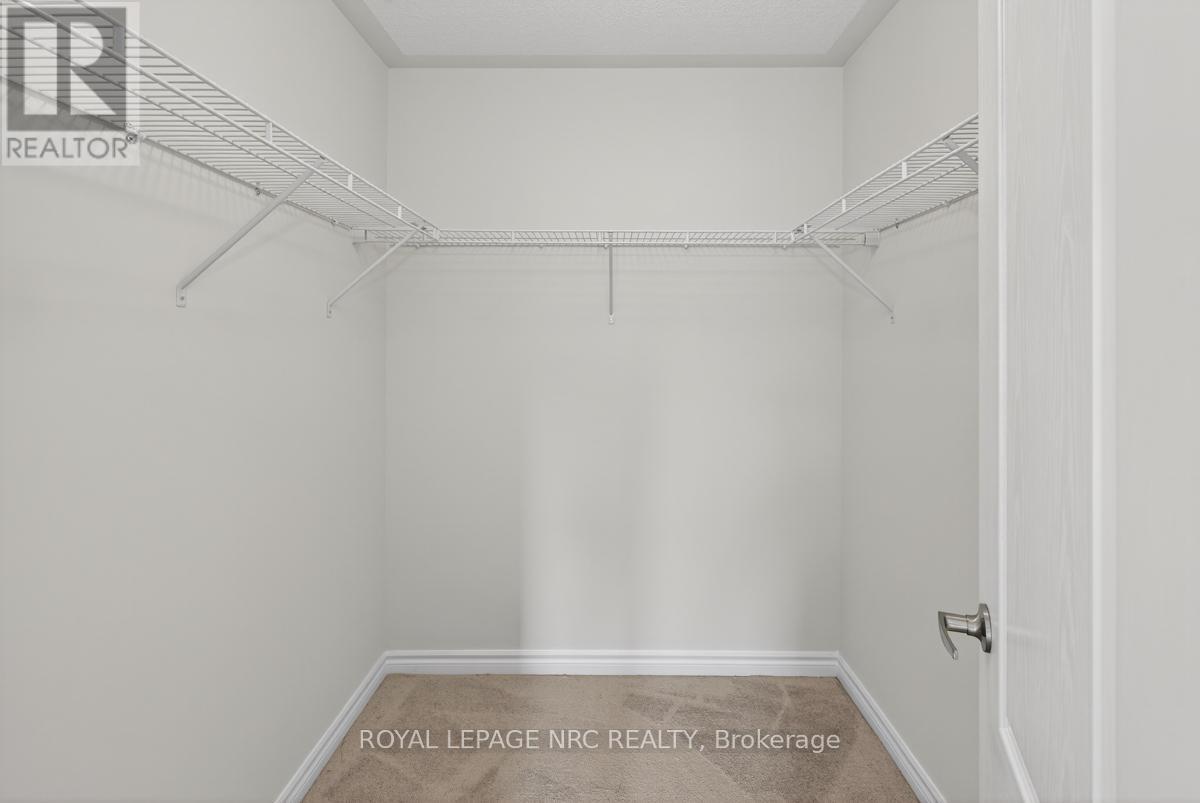 49 Huntsworth Avenue, Thorold, Ontario  L2V 0N2 - Photo 17 - X12489748