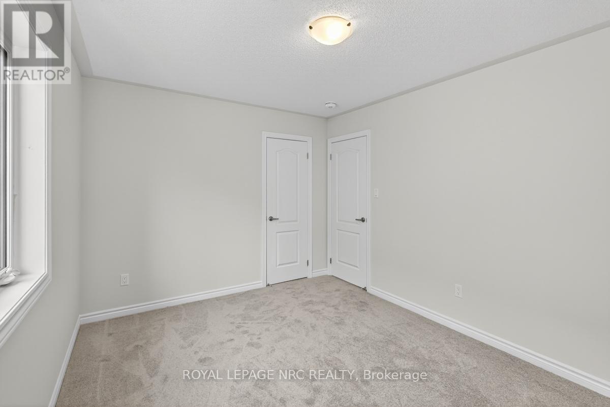 49 Huntsworth Avenue, Thorold, Ontario  L2V 0N2 - Photo 20 - X12489748