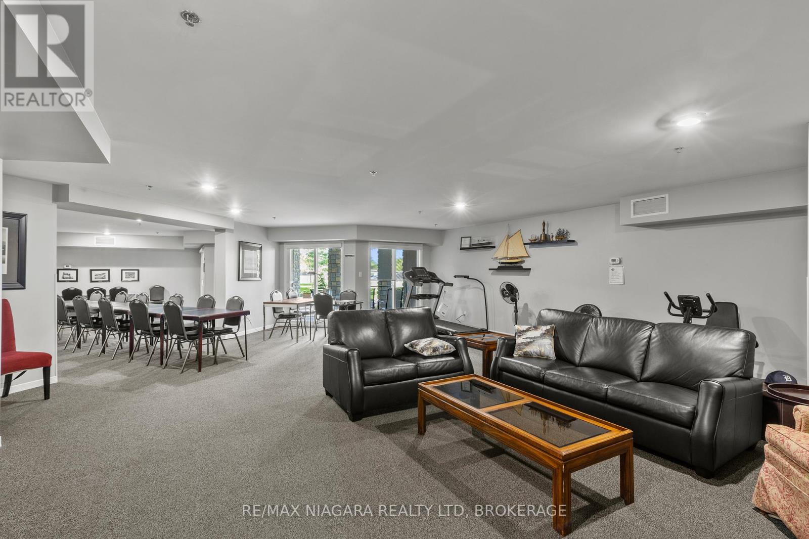 1304 - 330 Prince Charles Drive, Welland, Ontario  L3C 7B3 - Photo 26 - X12494066