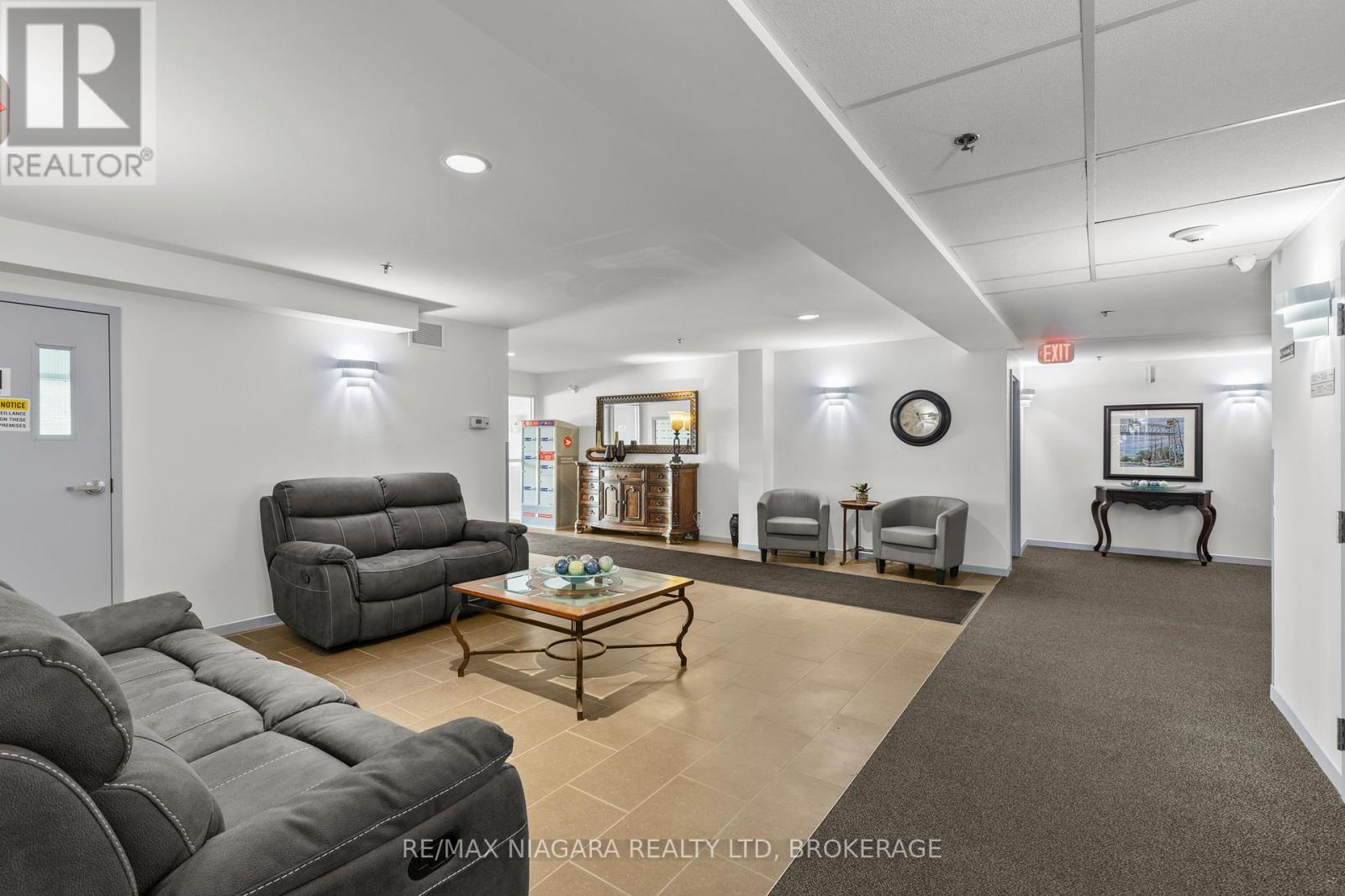 1304 - 330 Prince Charles Drive, Welland, Ontario  L3C 7B3 - Photo 28 - X12494066