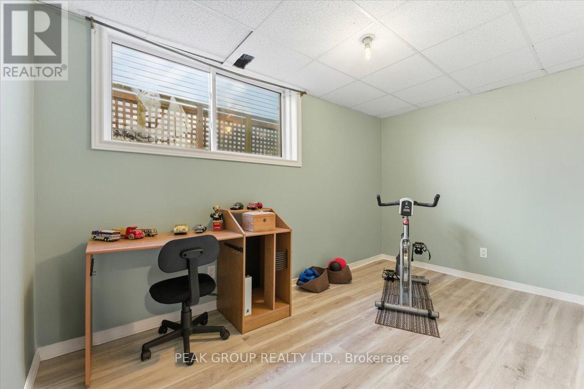 35 Jackson Court E, Welland, Ontario  L3C 7G4 - Photo 15 - X12494226