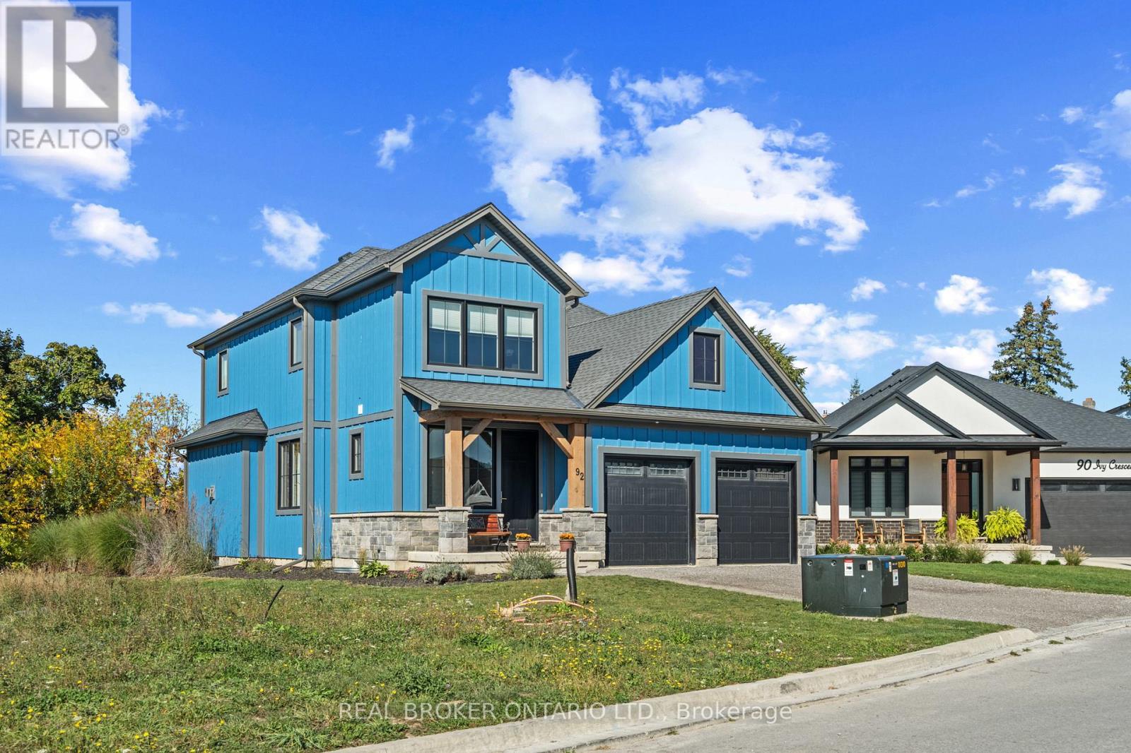 92 Ivy Crescent, Thorold, Ontario  L2V 0J9 - Photo 2 - X12494254