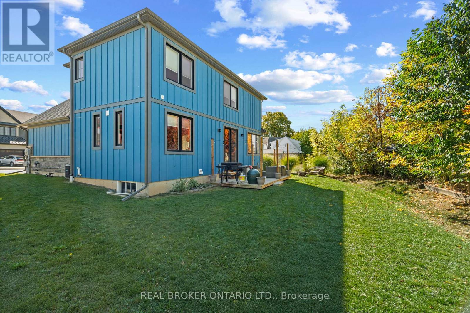 92 Ivy Crescent, Thorold, Ontario  L2V 0J9 - Photo 44 - X12494254