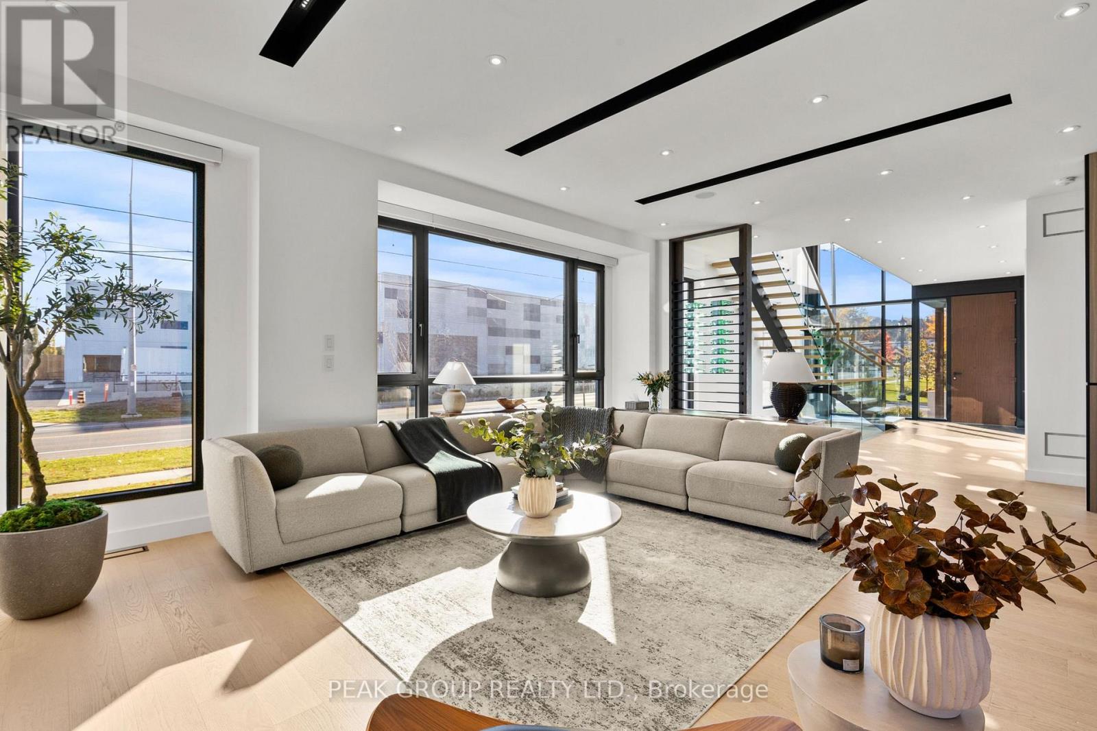 111 Millpond Road, Niagara-On-The-Lake, Ontario  L0S 1J1 - Photo 10 - X12496314