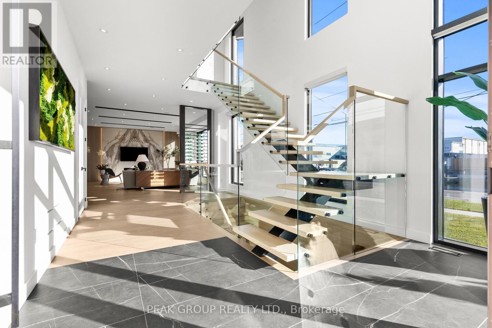 111 Millpond Road, Niagara-On-The-Lake, Ontario  L0S 1J1 - Photo 7 - X12496314