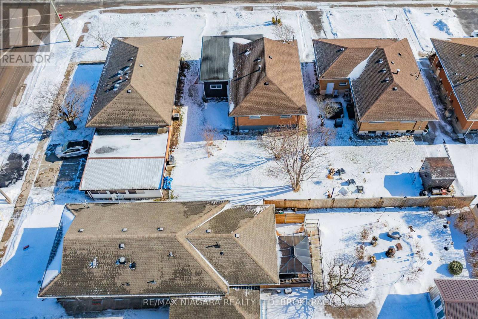 Main Level - 144 Elm Street, Port Colborne, Ontario  L3K 4N4 - Photo 14 - X12496318