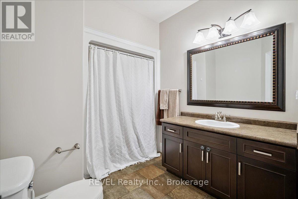 1330 Concession 6 Road W, Hamilton, Ontario  L8B 1N1 - Photo 17 - X12497382