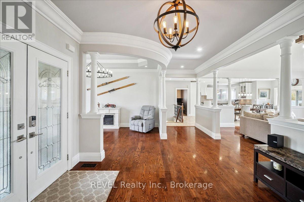 1330 Concession 6 Road W, Hamilton, Ontario  L8B 1N1 - Photo 18 - X12497382