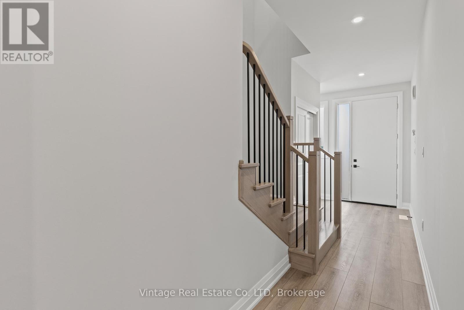 7455 Majestic Trail, Niagara Falls, Ontario  L2H 3V9 - Photo 11 - X12498948