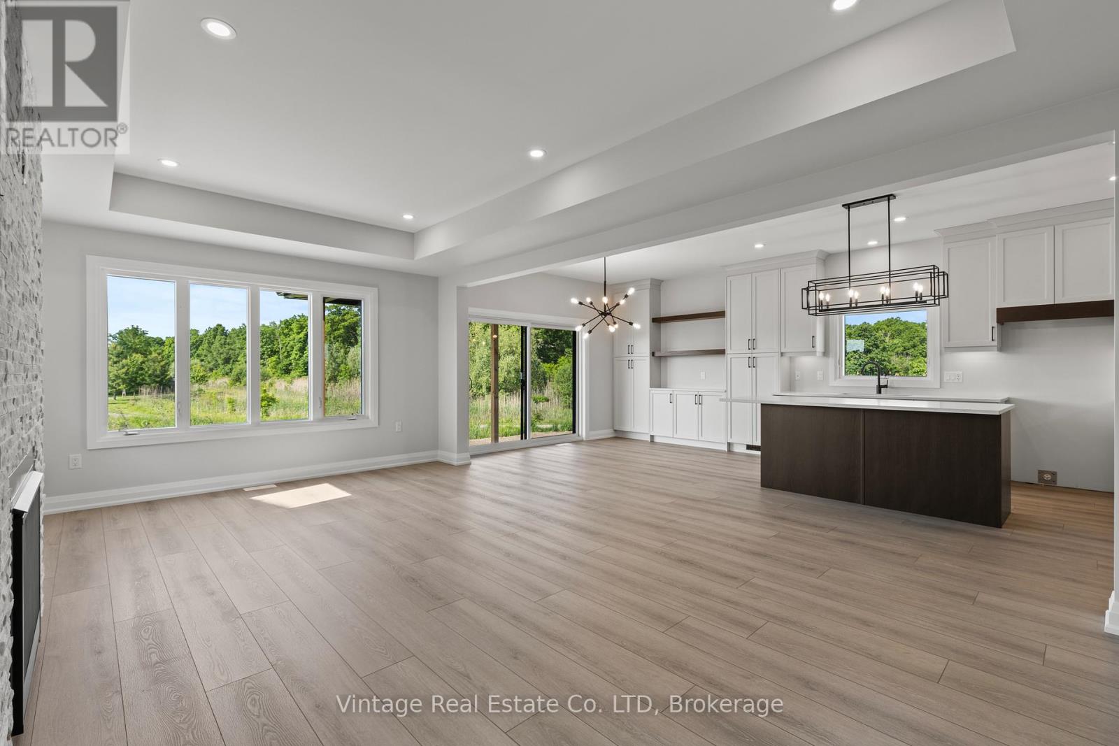 7455 Majestic Trail, Niagara Falls, Ontario  L2H 3V9 - Photo 8 - X12498948