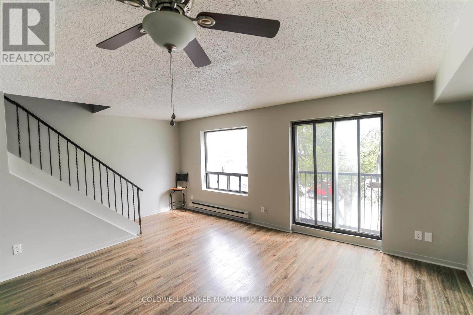 3352 Lake Shore Boulevard W, Toronto, Ontario  M8W 1M9 - Photo 13 - W12500456