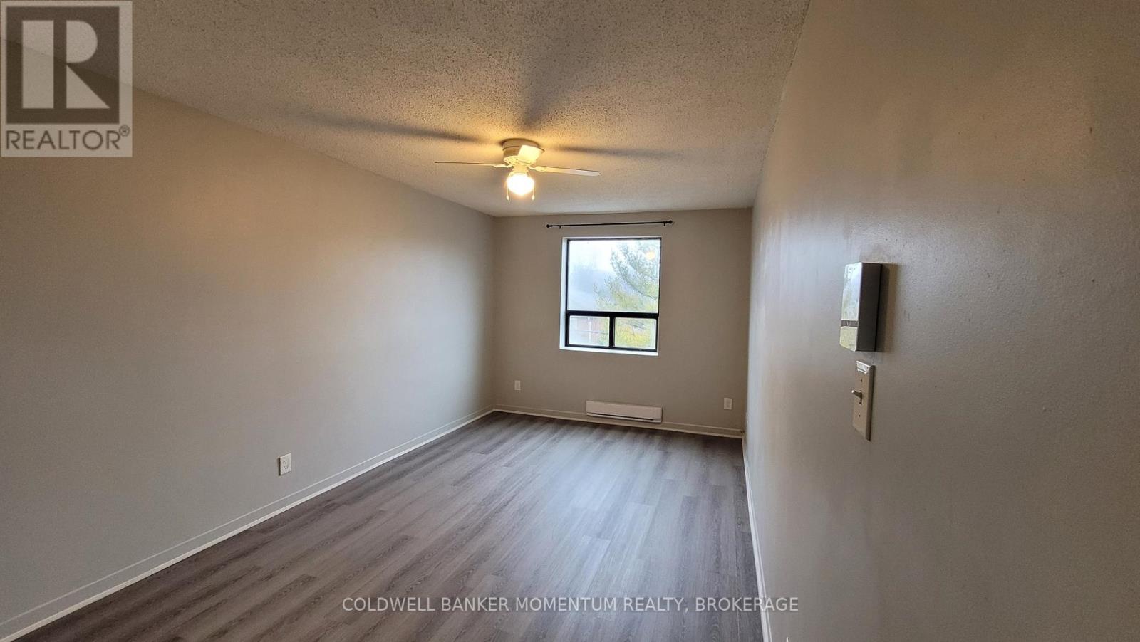 3352 Lake Shore Boulevard W, Toronto, Ontario  M8W 1M9 - Photo 18 - W12500456