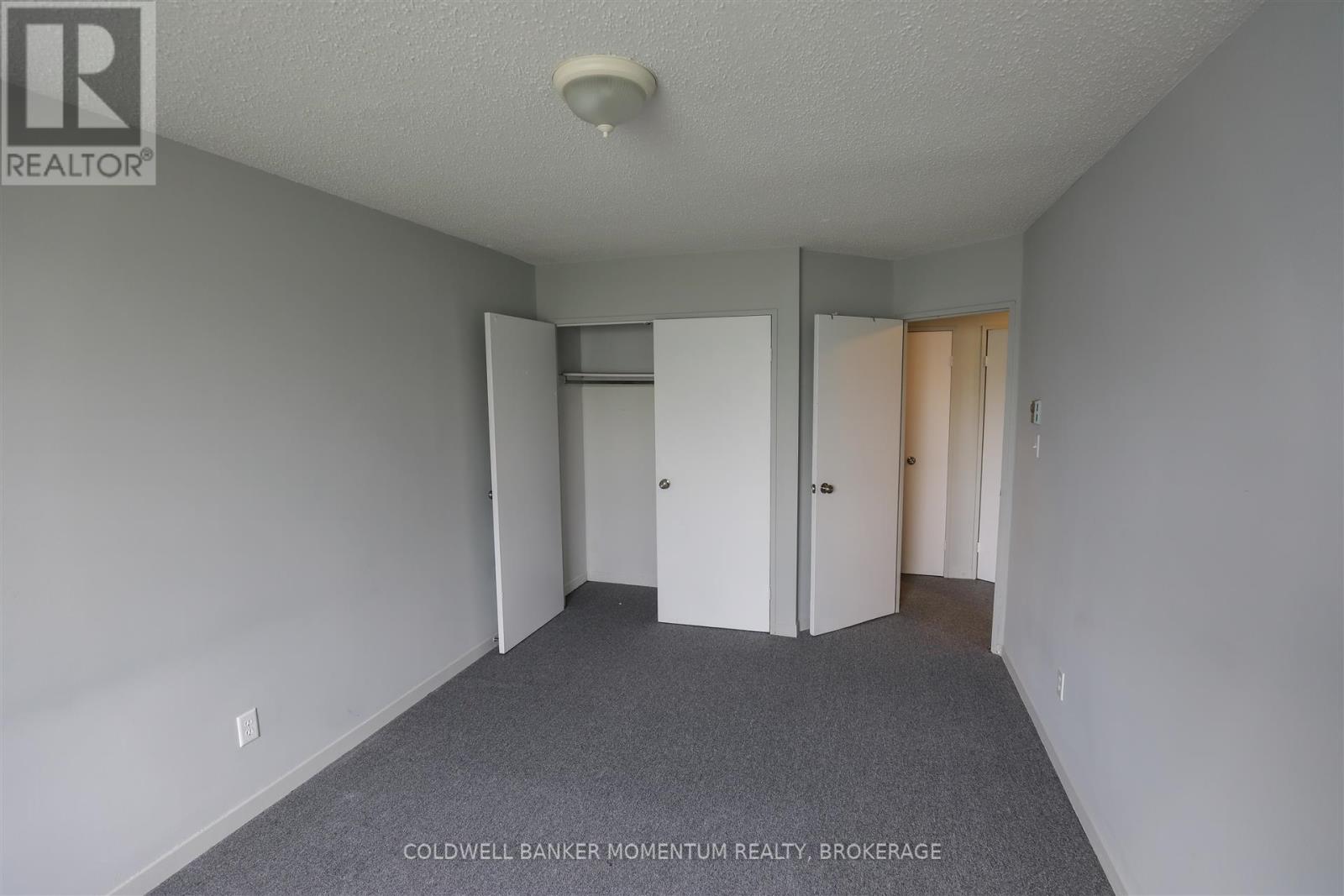 3352 Lake Shore Boulevard W, Toronto, Ontario  M8W 1M9 - Photo 9 - W12500456