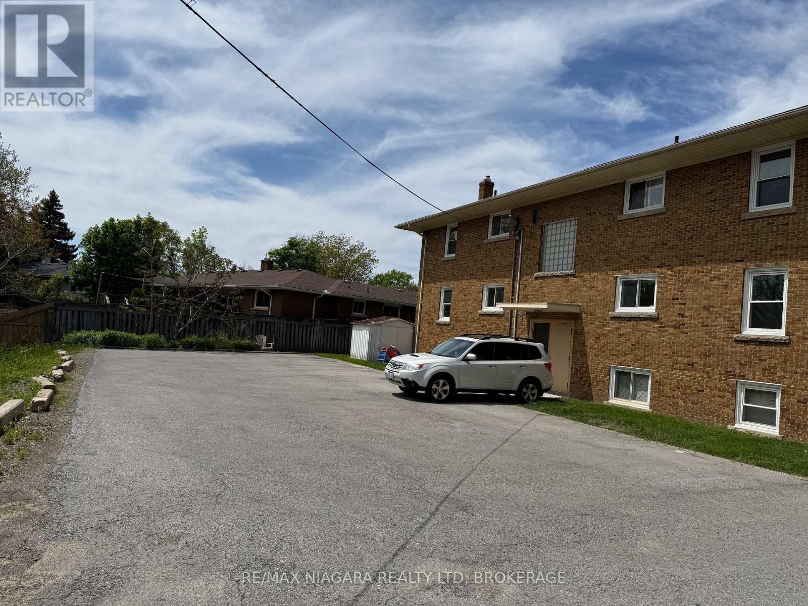 1 - 9 Riverview Boulevard, St. Catharines, Ontario  L2T 3L5 - Photo 3 - X12501086