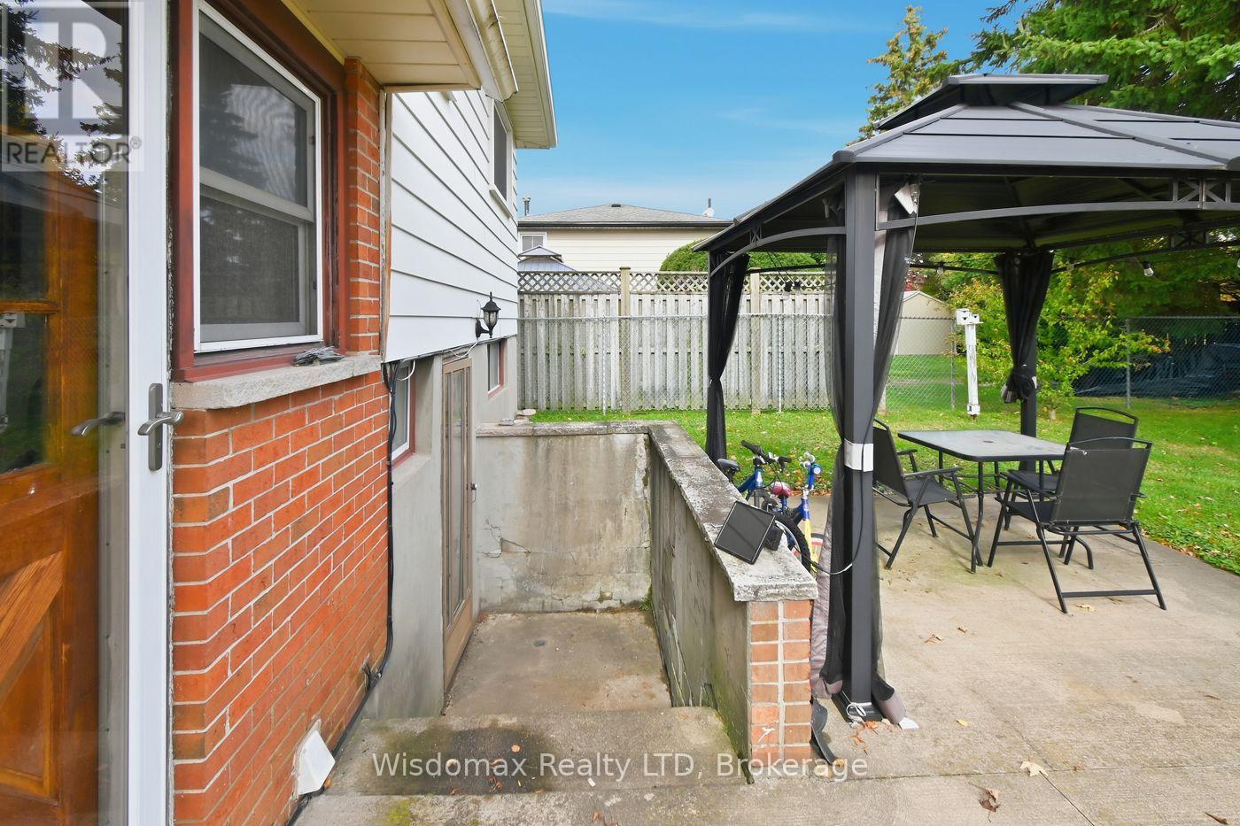 3384 Baker Crescent, Niagara Falls, Ontario  L2J 3L9 - Photo 33 - X12501320