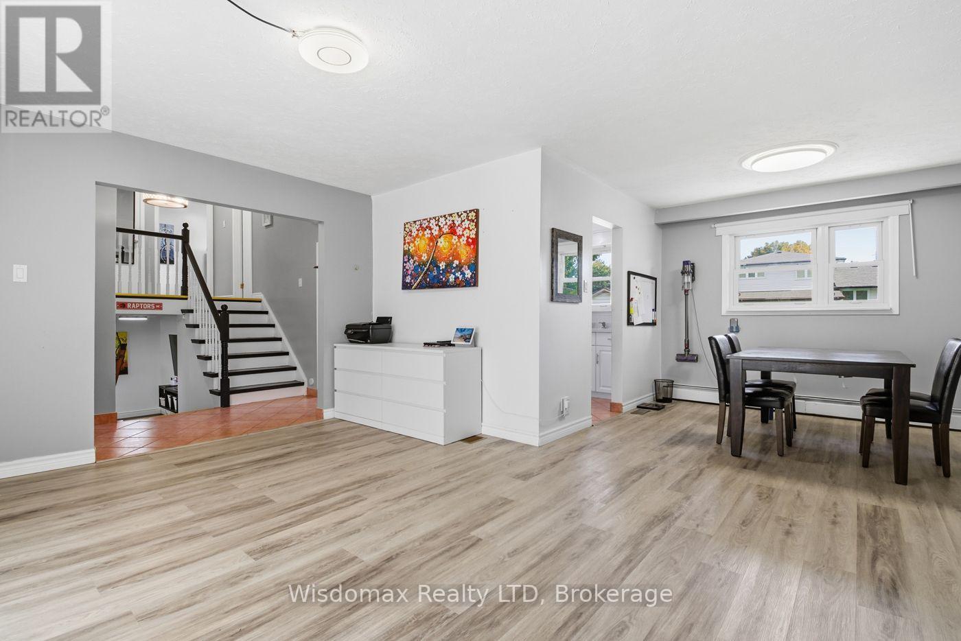 3384 Baker Crescent, Niagara Falls, Ontario  L2J 3L9 - Photo 9 - X12501320