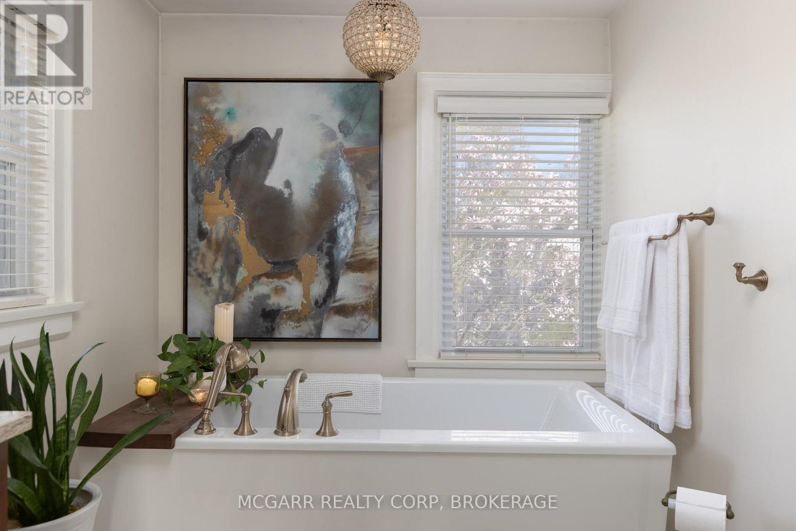 62 Hillcrest Avenue, St. Catharines, Ontario  L2R 4Y1 - Photo 21 - X12501684