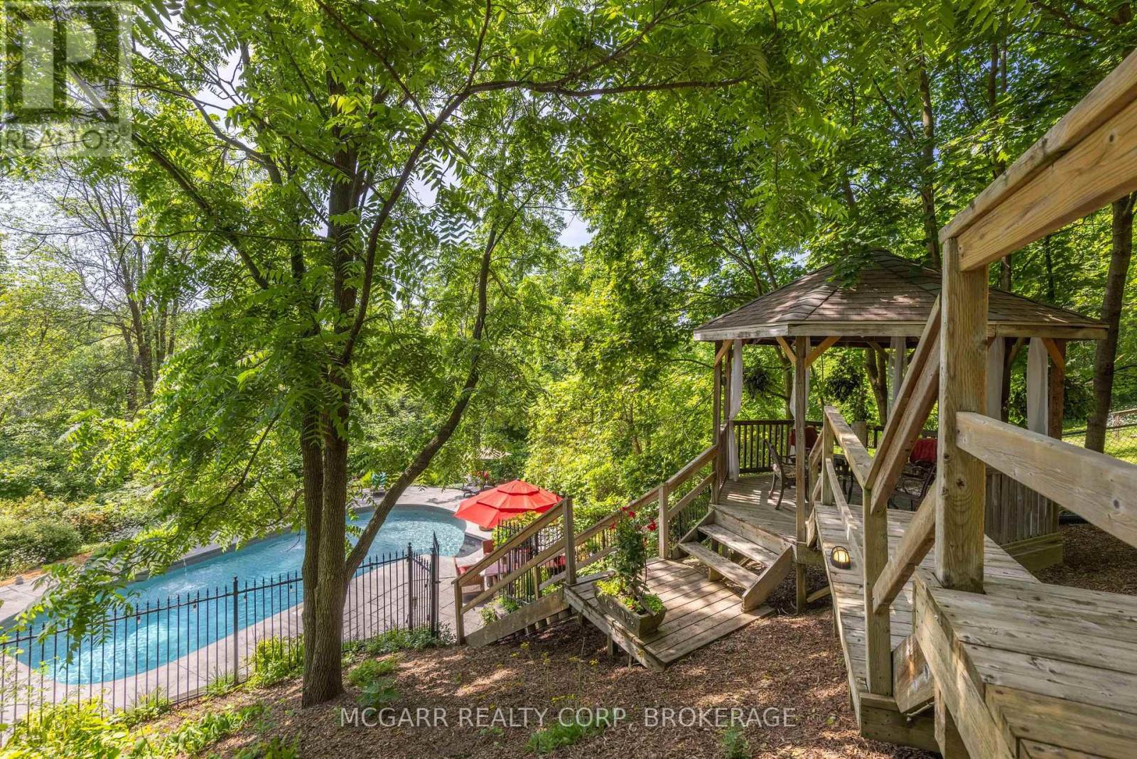 62 Hillcrest Avenue, St. Catharines, Ontario  L2R 4Y1 - Photo 37 - X12501684