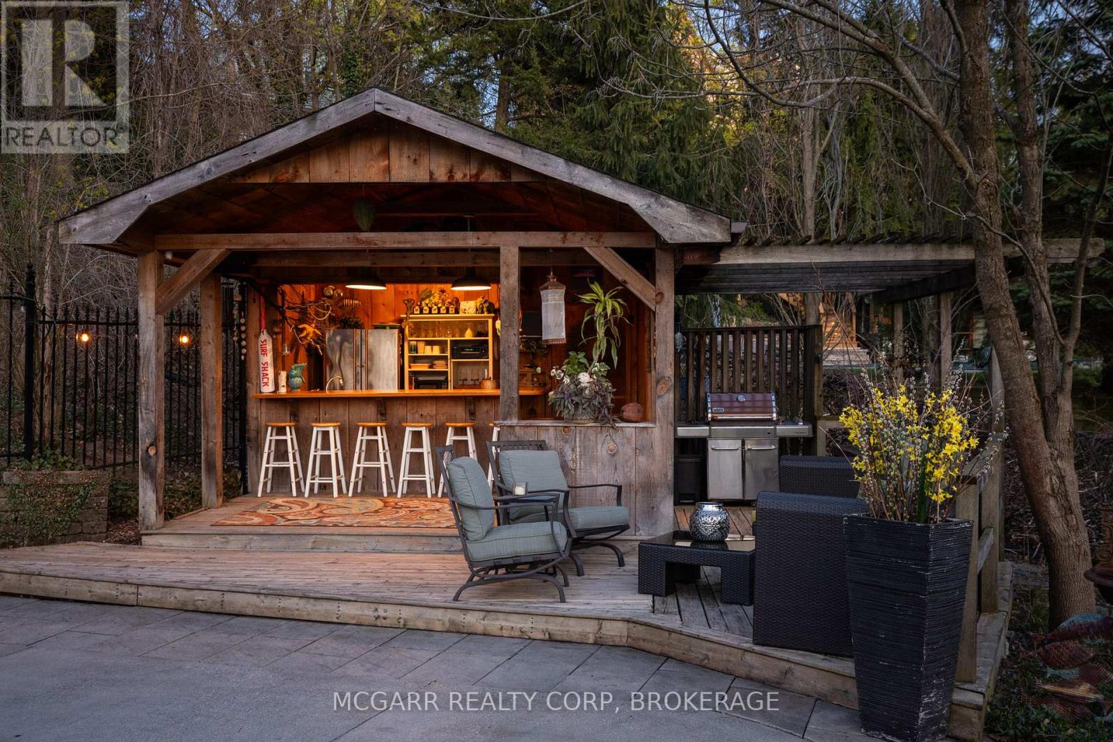 62 Hillcrest Avenue, St. Catharines, Ontario  L2R 4Y1 - Photo 41 - X12501684