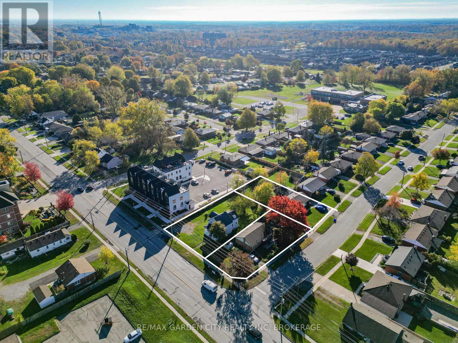 6560 Mcleod Road, Niagara Falls, Ontario  L2G 3G4 - Photo 16 - X12501832