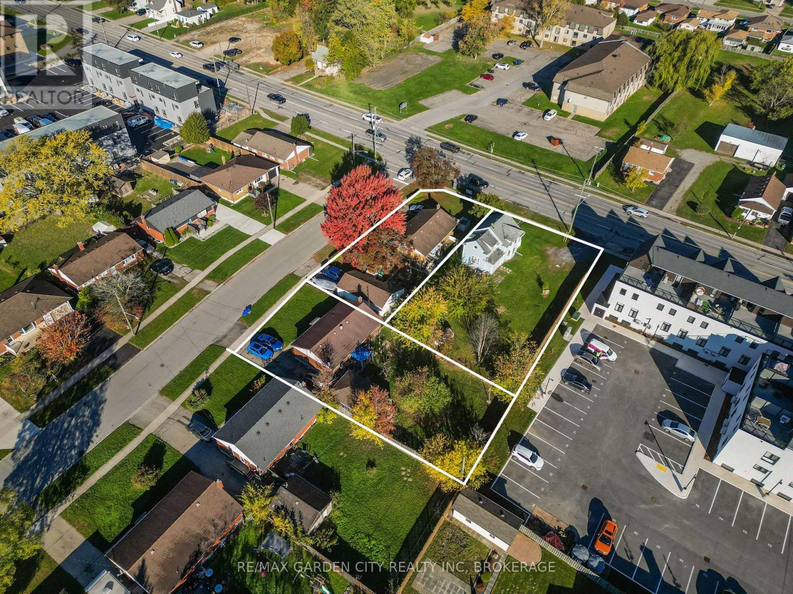 6560 Mcleod Road, Niagara Falls, Ontario  L2G 3G4 - Photo 6 - X12501832